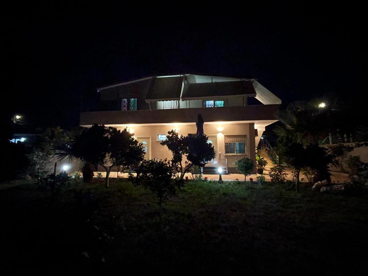 Vlorë Vila Megi-Rent Room מראה חיצוני תמונה