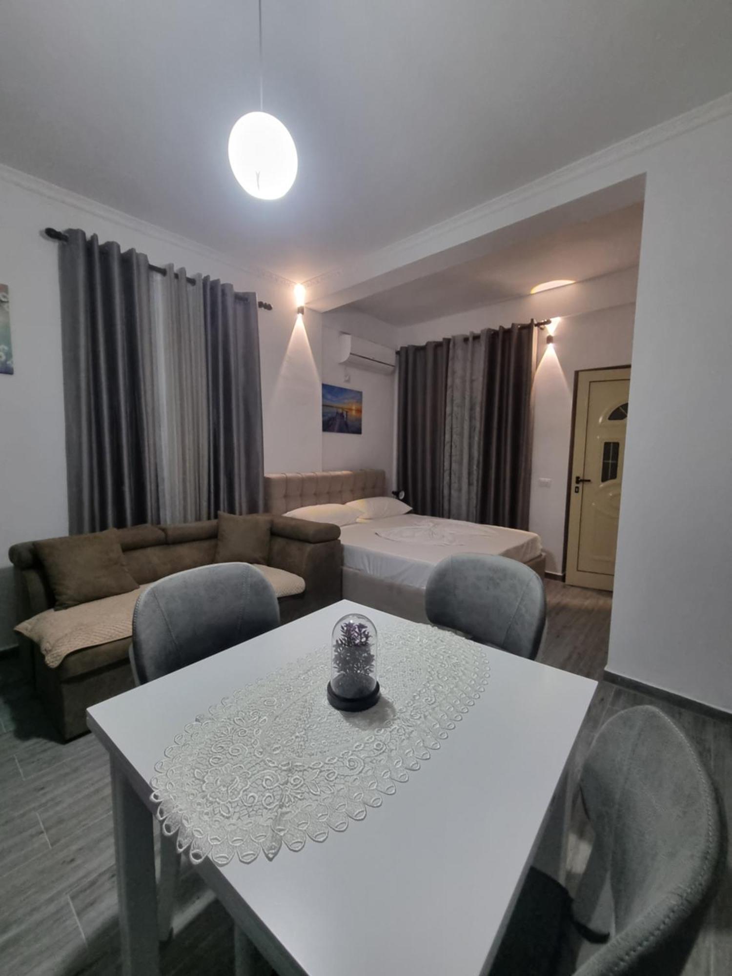 Vlorë Vila Megi-Rent Room חדר תמונה