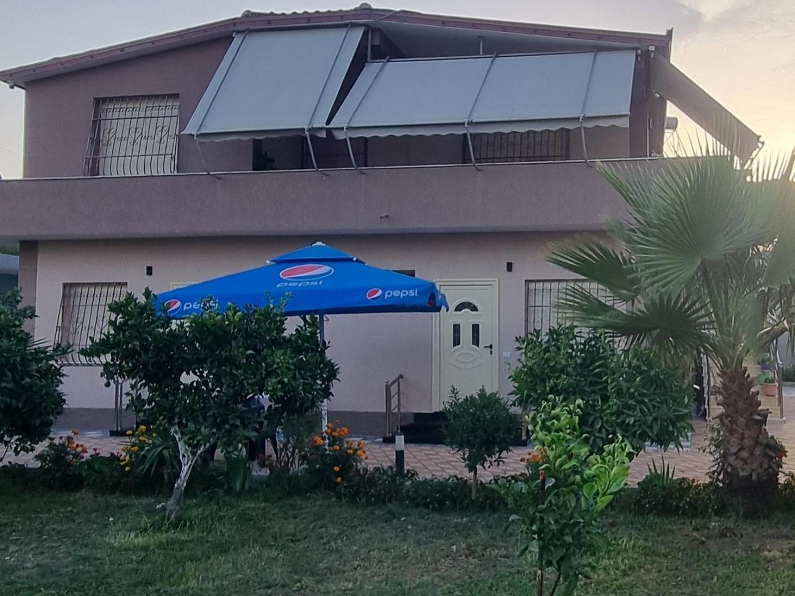 Vlorë Vila Megi-Rent Room מראה חיצוני תמונה
